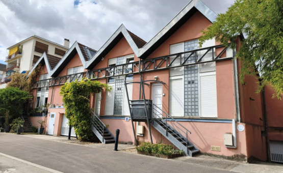 Appartement "faux type 3" - 89 m² - Troyes