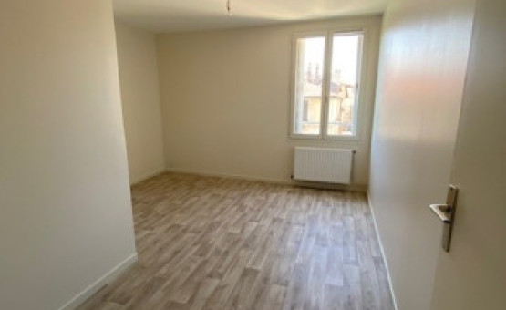 Appartement Type 3 - 81 m² - Bar Sur Aube