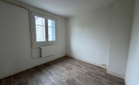 Appartement Type 5 - 66 m² - Bar Sur Aube