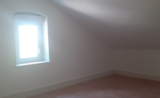 Appartement "faux type 6" - 114 m² - Auxon