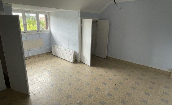 Maison à ARCIS SUR AUBE (ex Trésorerie) - Arcis-Sur-Aube