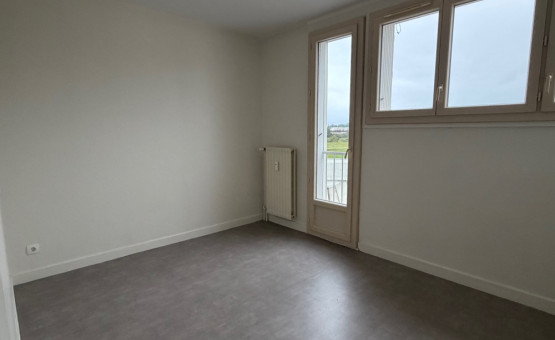 Appartement Type 4 - 66 m² - Bar Sur Aube