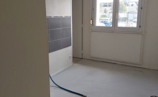 Appartement RDC T2 avec loggia - La Chapelle St Luc