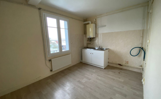 Appartement "faux type 4" - 66 m² - Bar Sur Aube