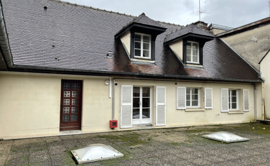 Appartement Type 6 DUPLEX - 151 m² - Bar Sur Seine