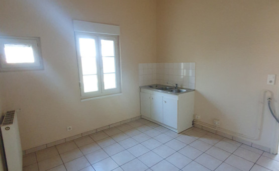 Appartement Type 4 - 150 m² - Ville Sous La Ferte