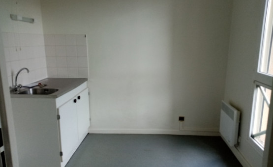 STUDIO - 33 m² - Vendeuvre Sur Barse