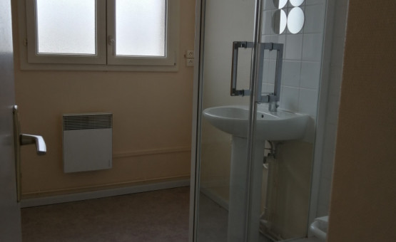 Appartement Type 4 - 69 m² - Bar Sur Aube