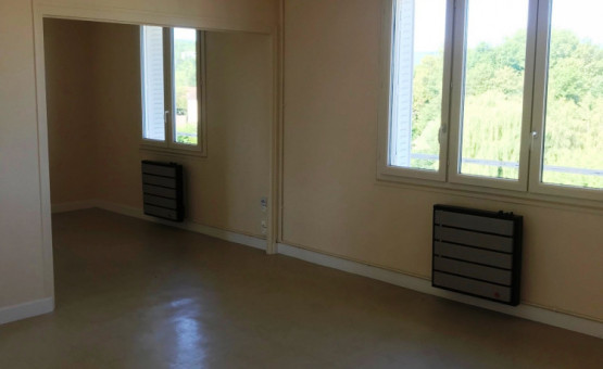 Appartement Type 4 - 69 m² - Bar Sur Aube