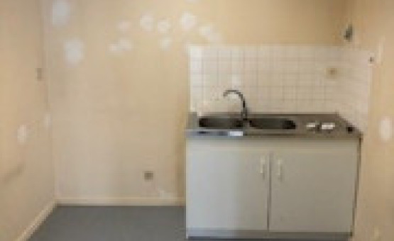 Local professionnel - 66 m² - Troyes