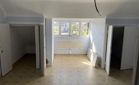 Maison Type 8 - 206 m² - Arcis-Sur-Aube