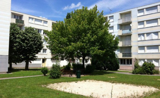 Appartement Type 4 - 66 m² - Bar Sur Aube