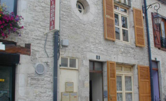 STUDIO - 24 m² - Bar Sur Aube