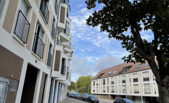 Appartement "faux type 4" - 74 m² - Troyes