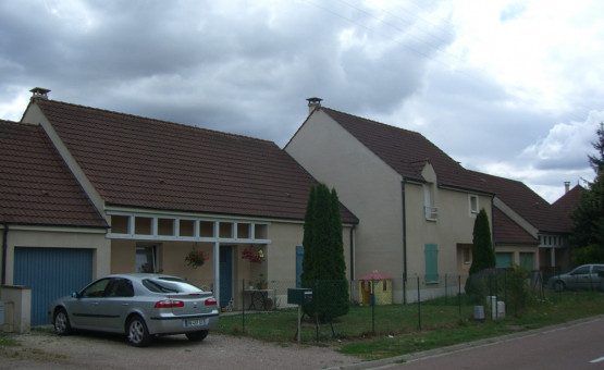 Maison Type 5 - 110 m² - Marcilly Le Hayer