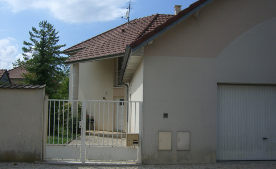 Maison "faux type 5" - 102 m² - Arcis Sur Aube
